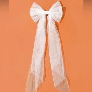 Bridal / Bachelorette Bow / Clip with Pearls